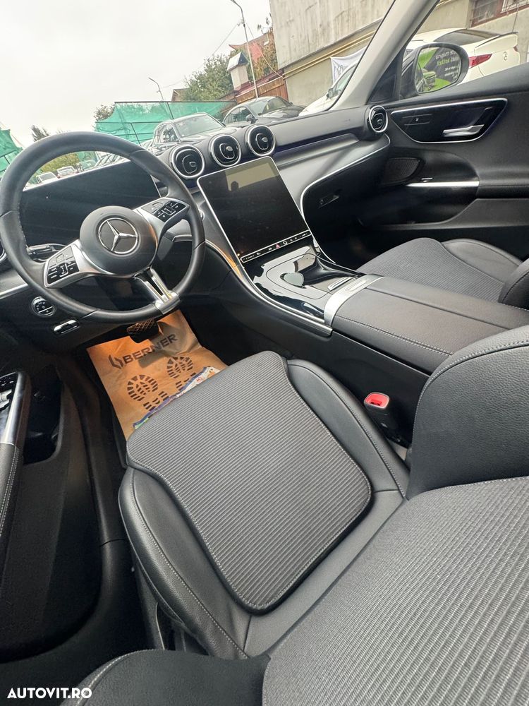 Mercedes-Benz C - 14