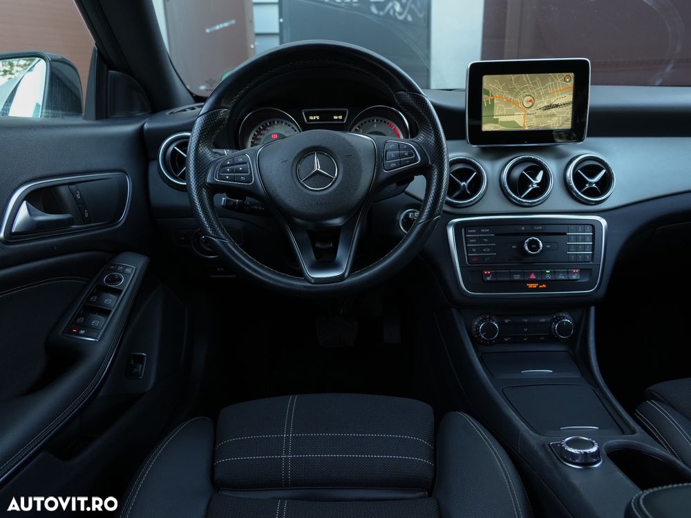 Mercedes-Benz CLA 220 d 7G-DCT Peak Edition - 13