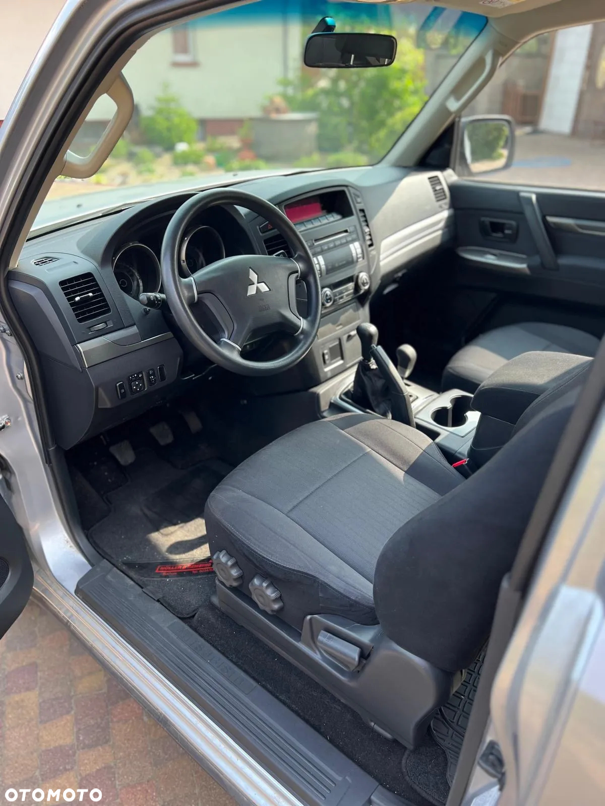 Mitsubishi Pajero 3.2 DI-D - 9