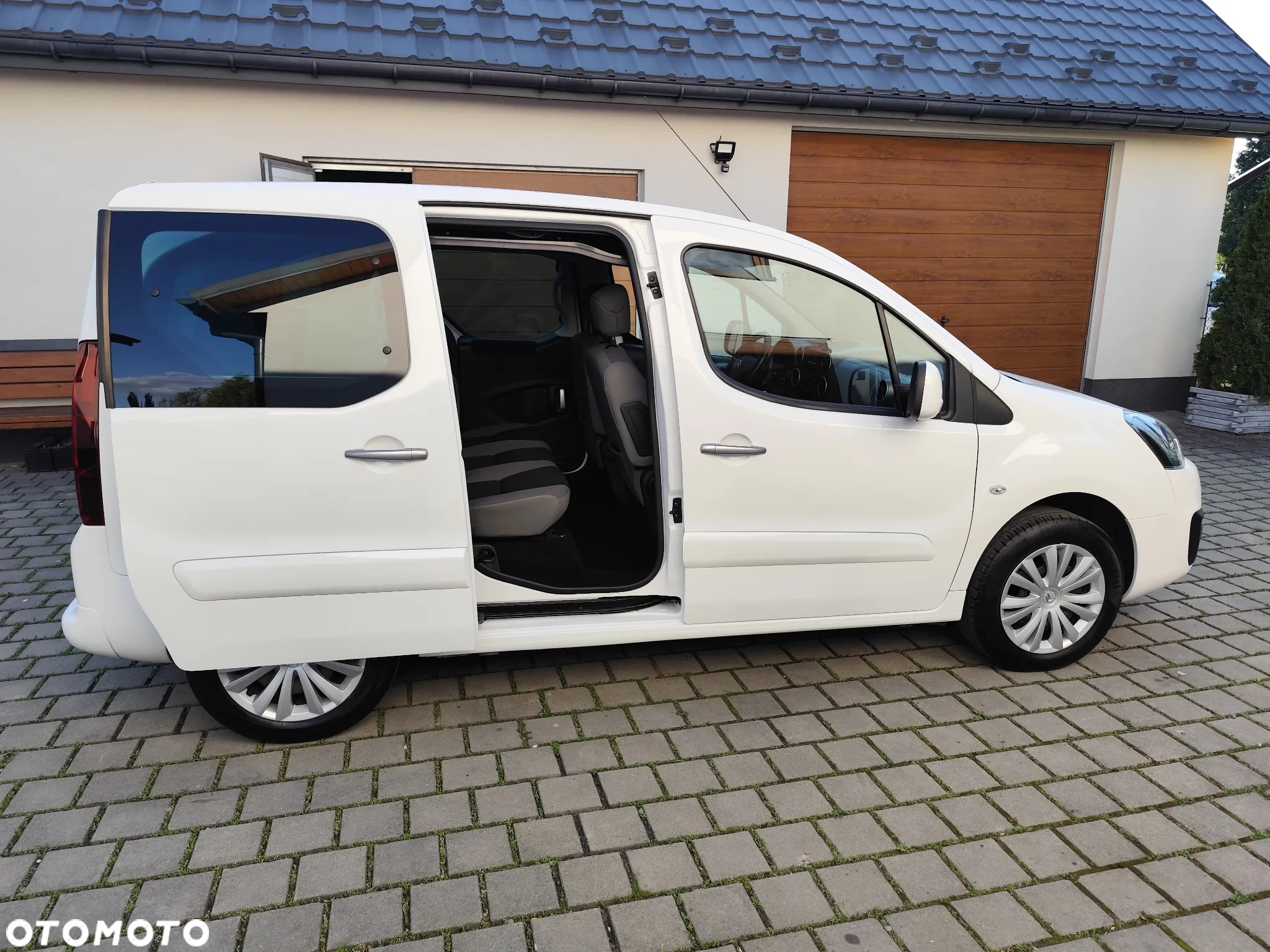 Citroën Berlingo Multispace VTi 95 SELECTION - 25