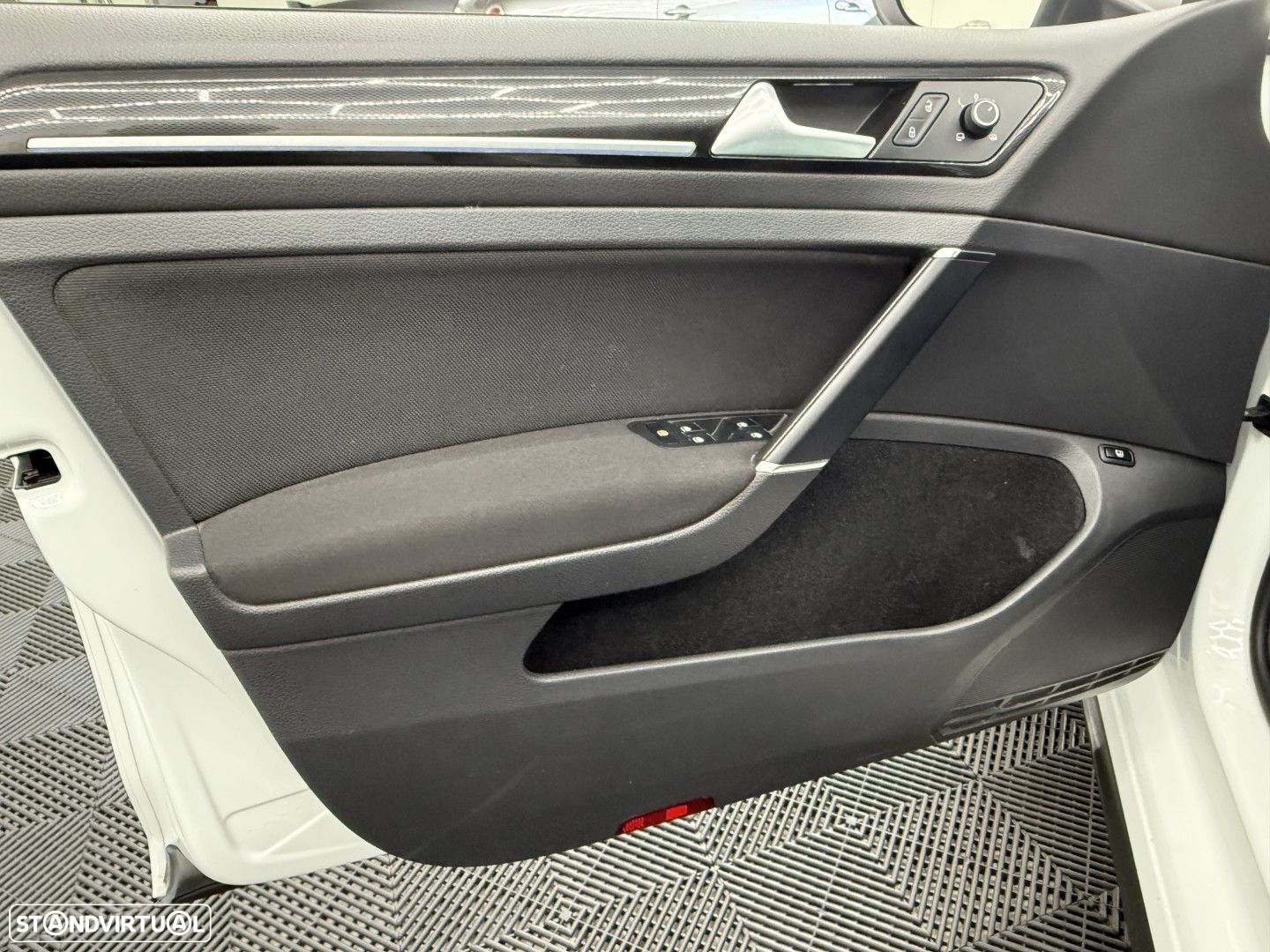 VW Golf 1.4 GTE Plug-in - 12