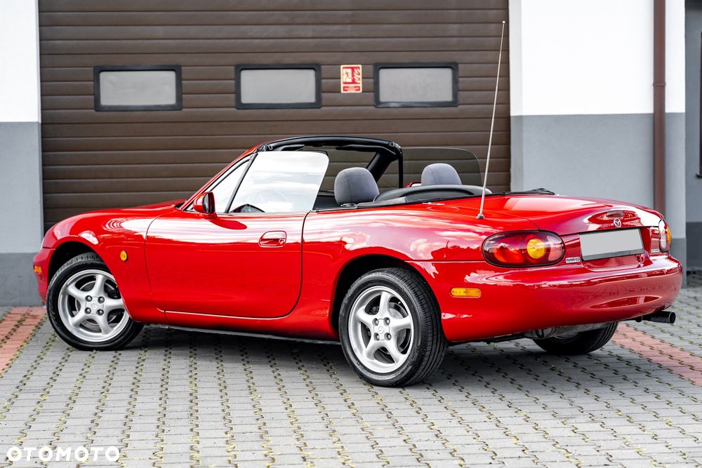 Mazda MX-5 1.6i 16V - 9
