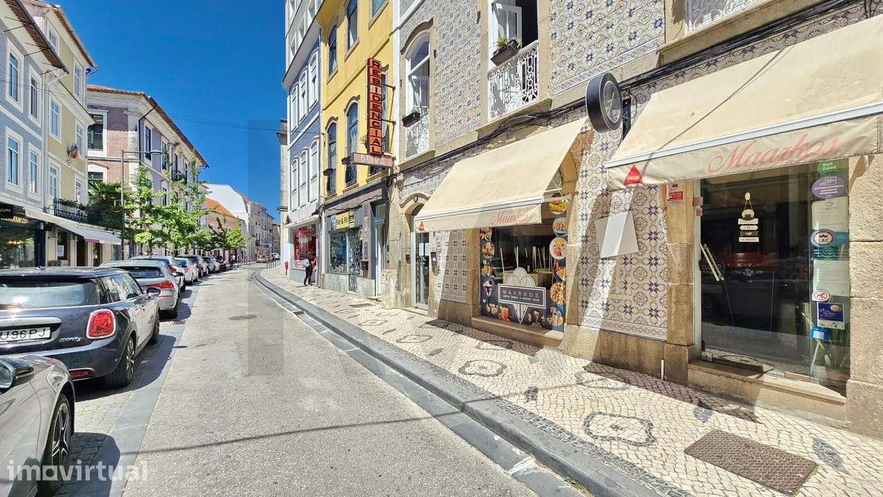 Oportunidade Única: Trespasse no Coração da Zona Histórica de Aveir - Grande imagem: 2/28