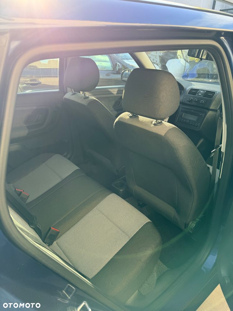 Skoda Fabia 1.4 16V Ambiente - 9