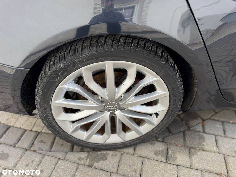 Audi A4 Avant 2.0 TDI S tronic - 14