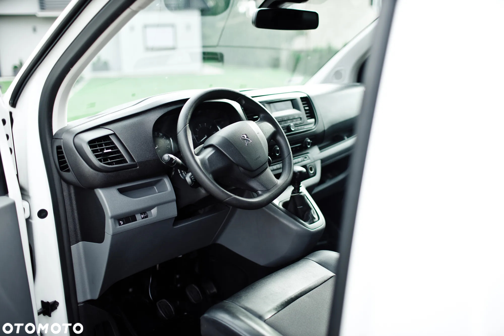 Peugeot EXPERT - 8