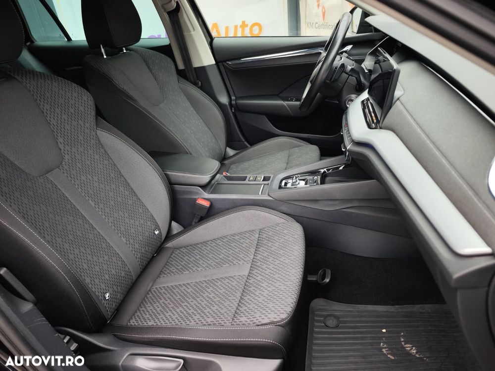 Skoda Octavia Combi Diesel 2.0 TDI Ambition - 24