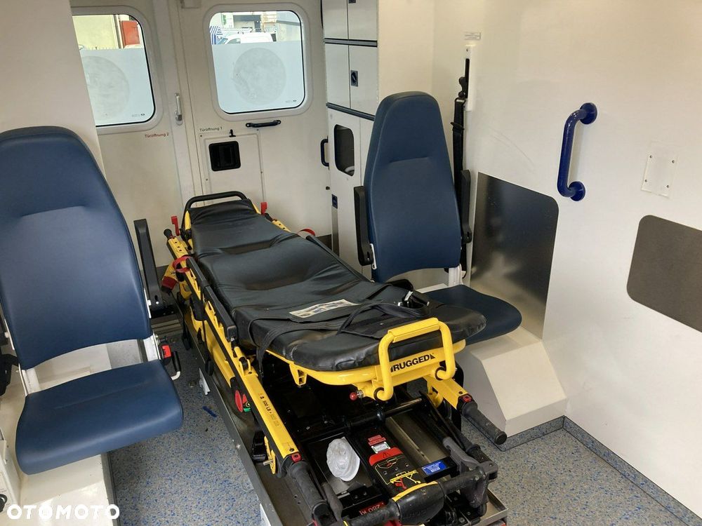 Mercedes-Benz Sprinter - 8