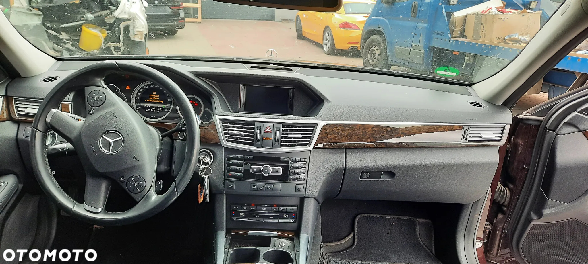 Mercedes-Benz Klasa E 250 CDI DPF BlueEFFICIENCY 7G-TRONIC - 7
