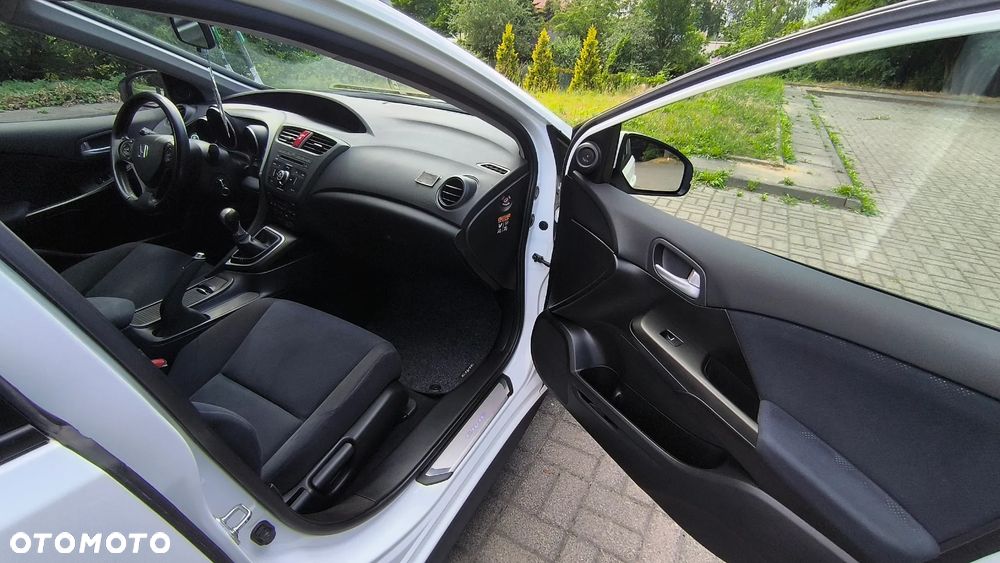 Honda Civic 1.8 Sport - 12
