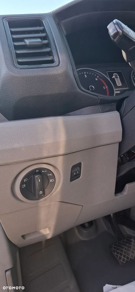 Volkswagen Crafter - 16