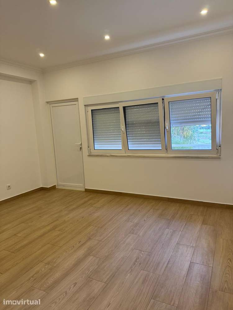 T2 para Arrendamento na Bobadela – Loures 1.100€/mês - Grande imagem: 4/14