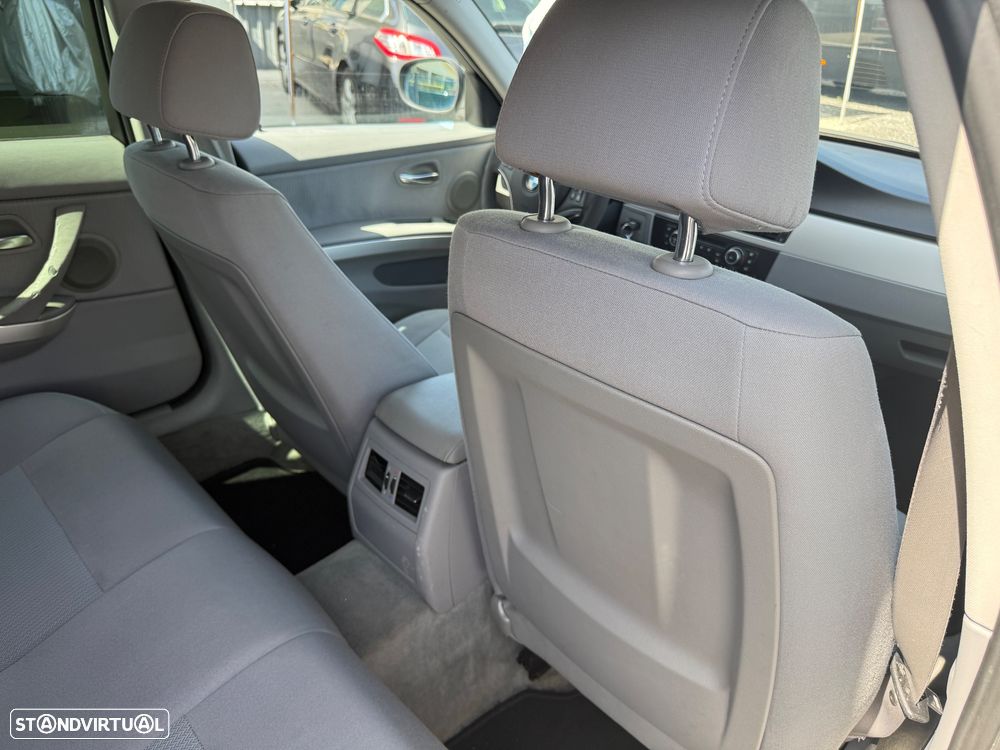 BMW 320 d DPF Blue Performance Edition Lifestyle - 15