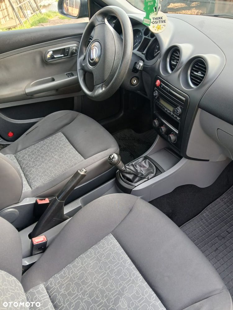 Seat Ibiza 1.4 16V Easy Life - 6