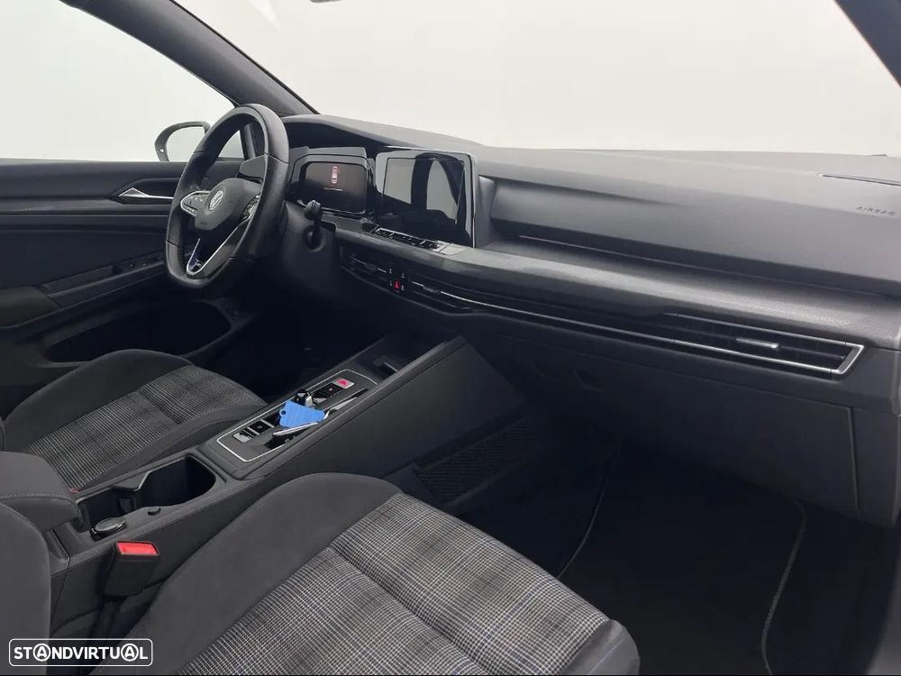 VW Golf 1.4 eHybrid OPF DSG GTE - 11