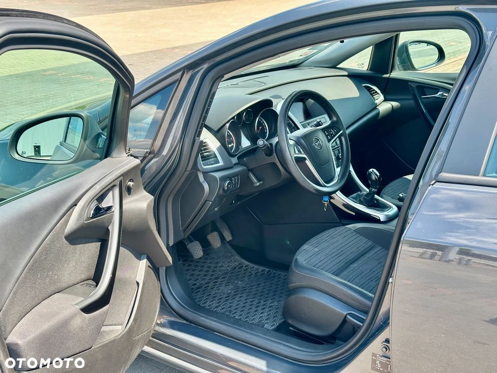Opel Astra 1.4 Essentia - 9