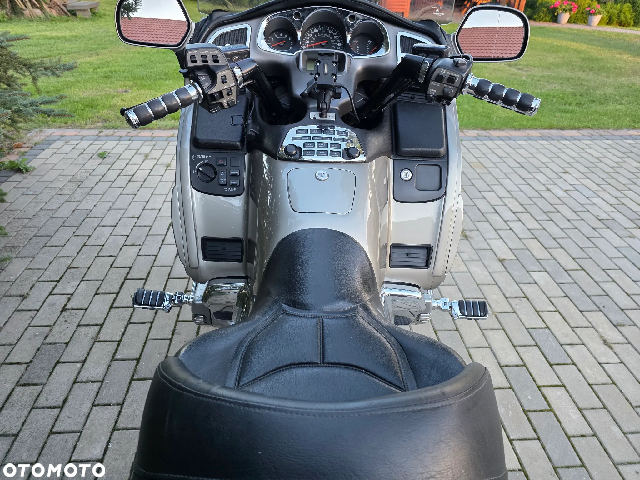 Honda GL - 10