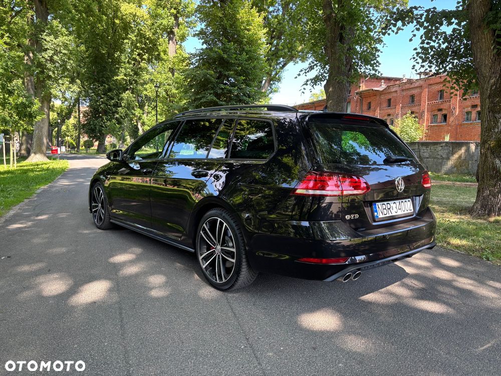 Volkswagen Golf GTD 2.0 TDI SCR DSG - 4
