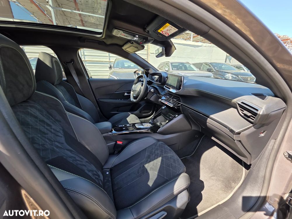 Peugeot 208 PureTech 130 EAT8 GT - 16