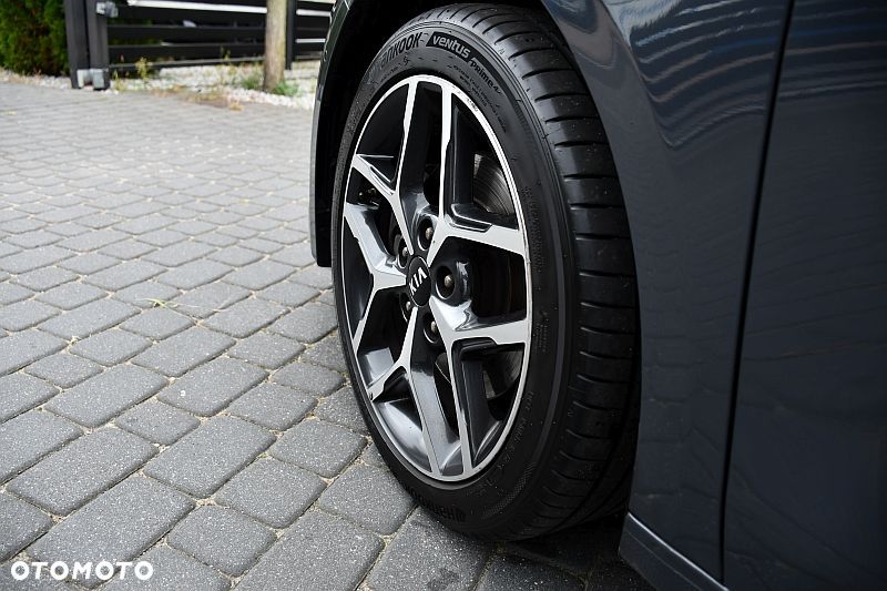 Kia Ceed 1.5 T-GDI OPF GT Line - 36