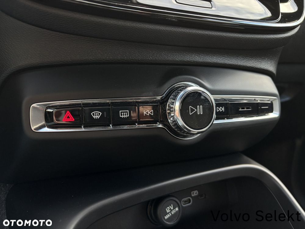 Volvo XC 40 - 16