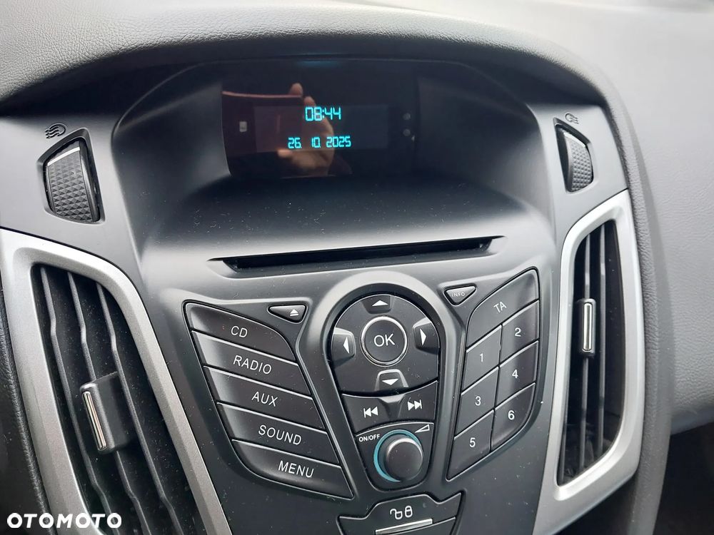 Ford Focus - 12