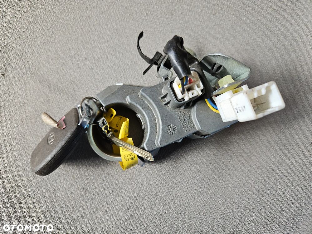 Blokada rygiel kierownicy kluczyk HYUNDAI i40 81900-3Z000 - 4
