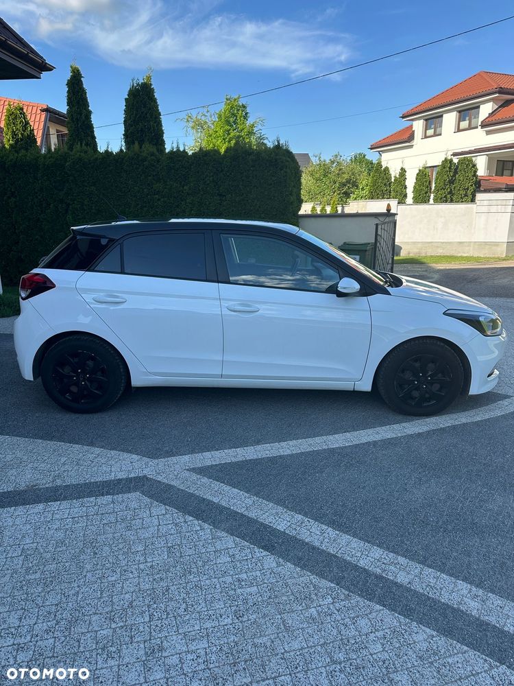 Hyundai i20 1.1 CRDi Passion - 12