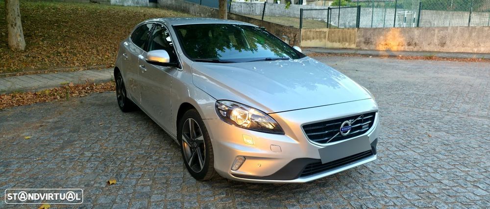 Volvo V40 1.6 D2 R-Design - 1