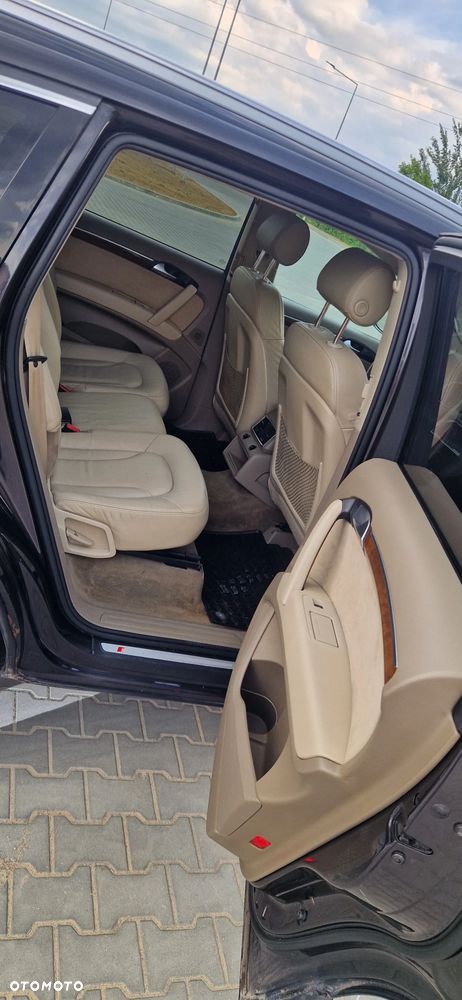 Audi Q7 - 15