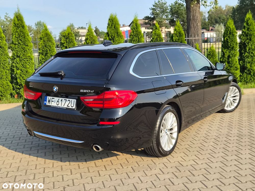 BMW Seria 5 520d xDrive Luxury Line sport - 40