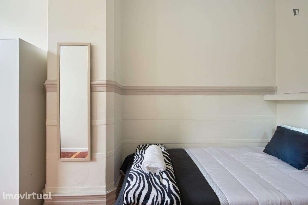 Quarto - localizado em Saldanha Lisbon - Grande imagem: 3/50