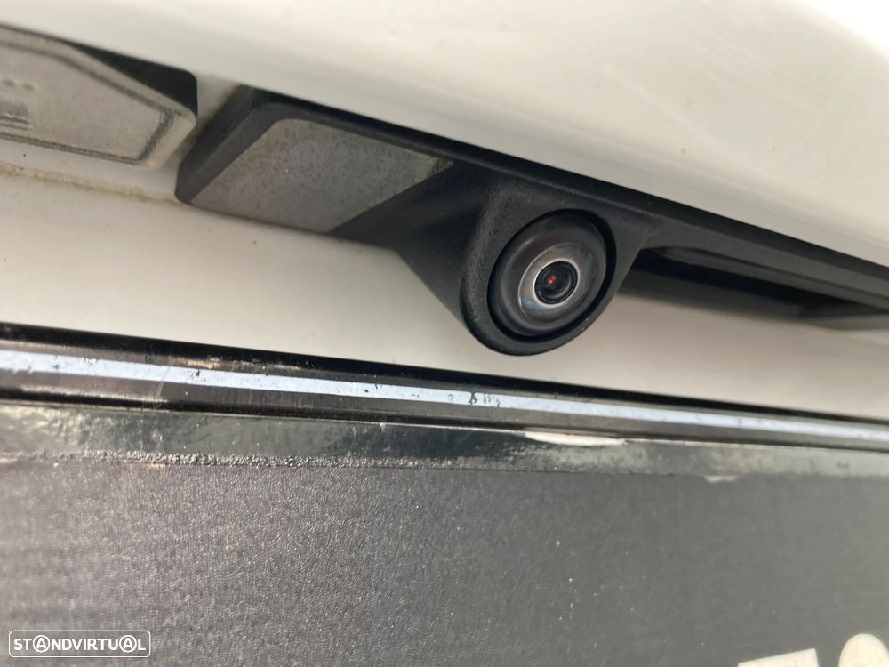 Tesla Model 3 RWD - 10