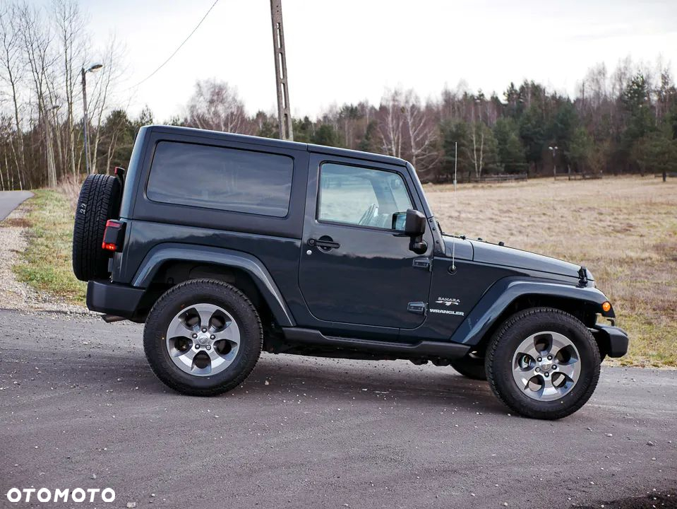 Jeep Wrangler - 4