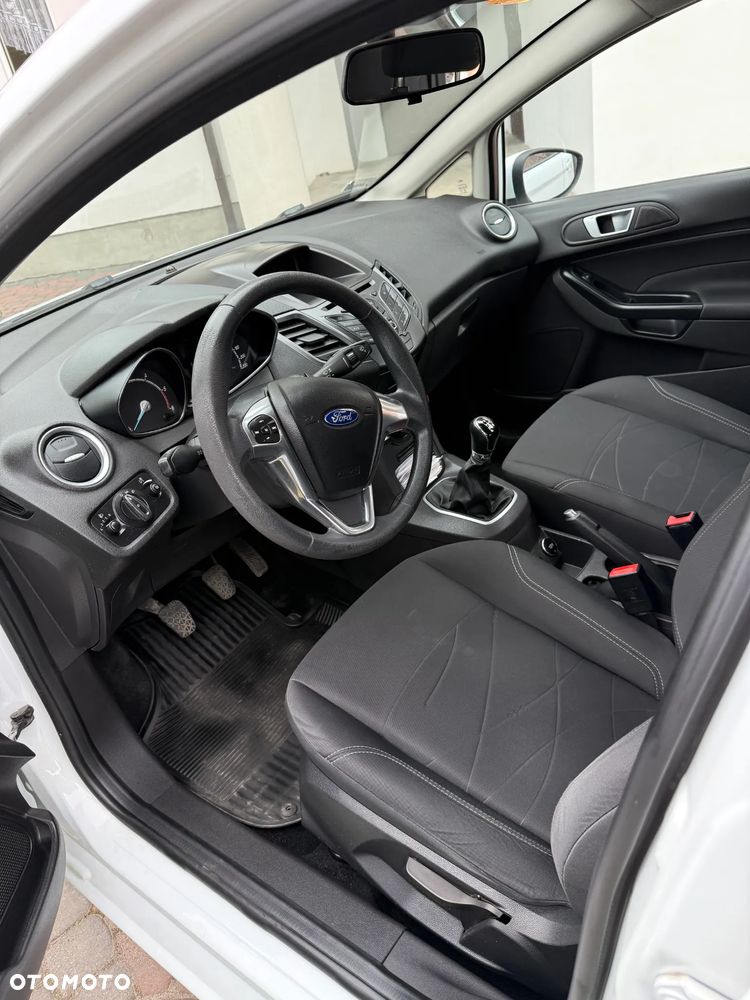 Ford Fiesta 1.6 TDCi Trend - 12