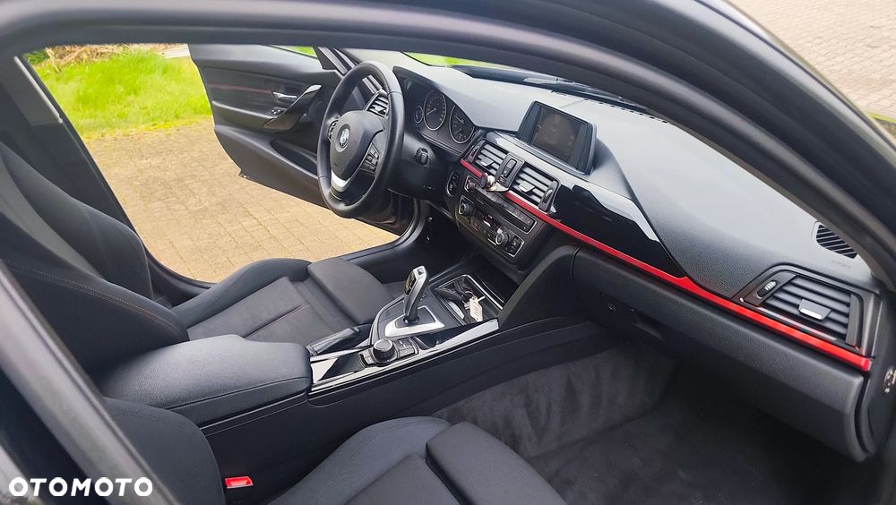 BMW Seria 3 328i Sport-Aut Sport Line - 21