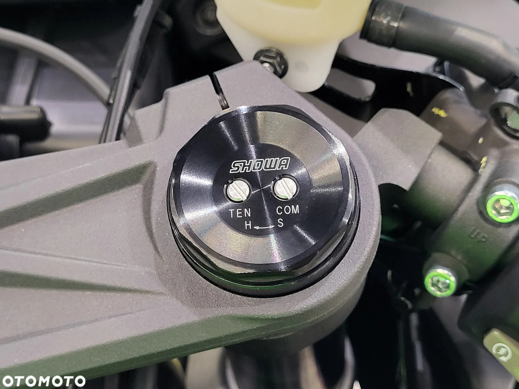 Kawasaki ZX - 16