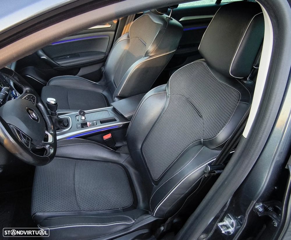 Renault Mégane Sport Tourer 1.3 TCe Bose Edition - 5