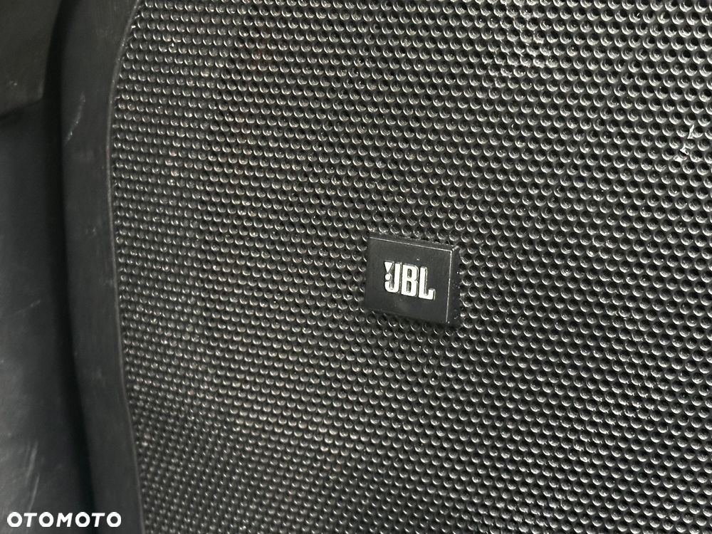 Toyota Prius+ Hybrid 135 Prestige - 33