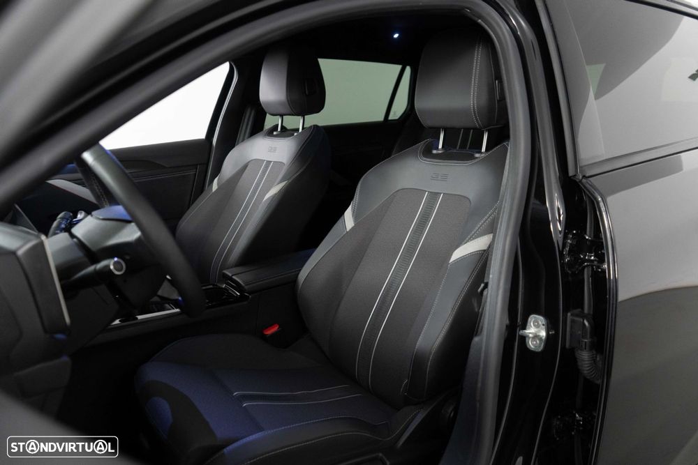 Opel Astra Sports Tourer 1.2 T GS Line - 9