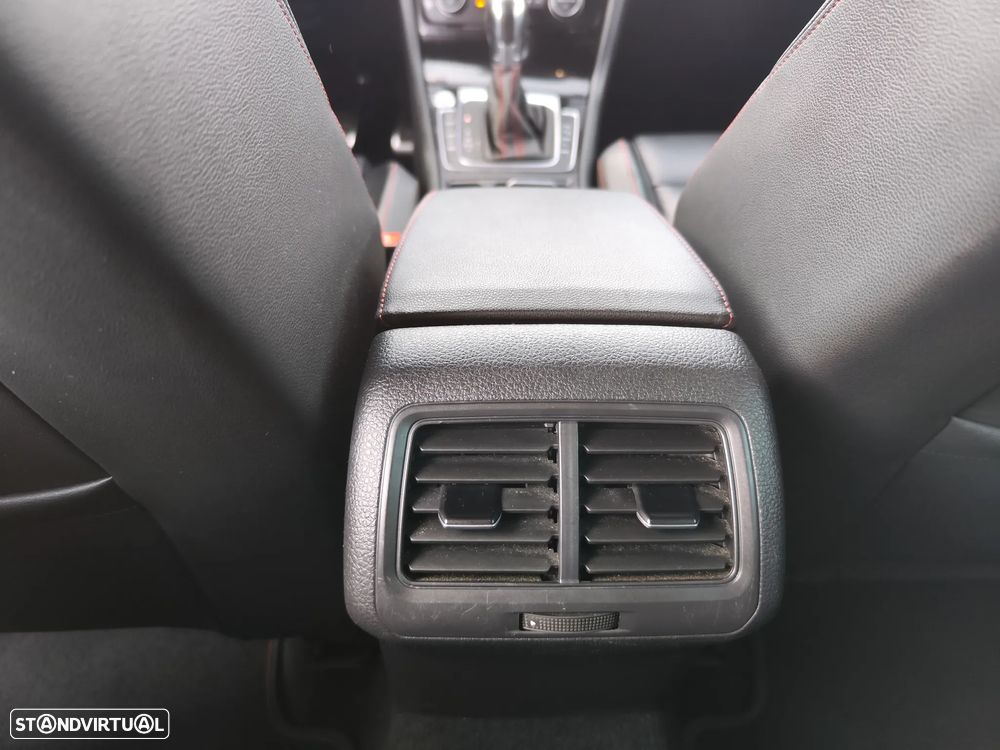 VW Golf GTI BlueMotion DSG - 22