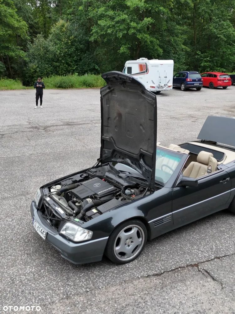 Mercedes-Benz SL - 16