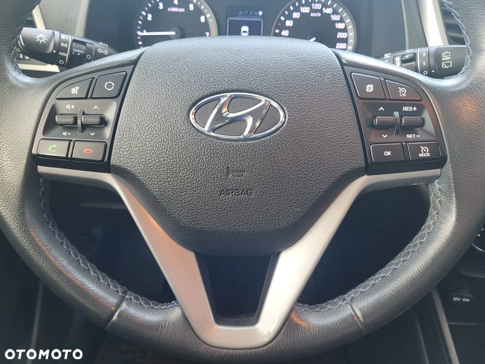 Hyundai Tucson 1.6 Turbo 2WD Navi - 23