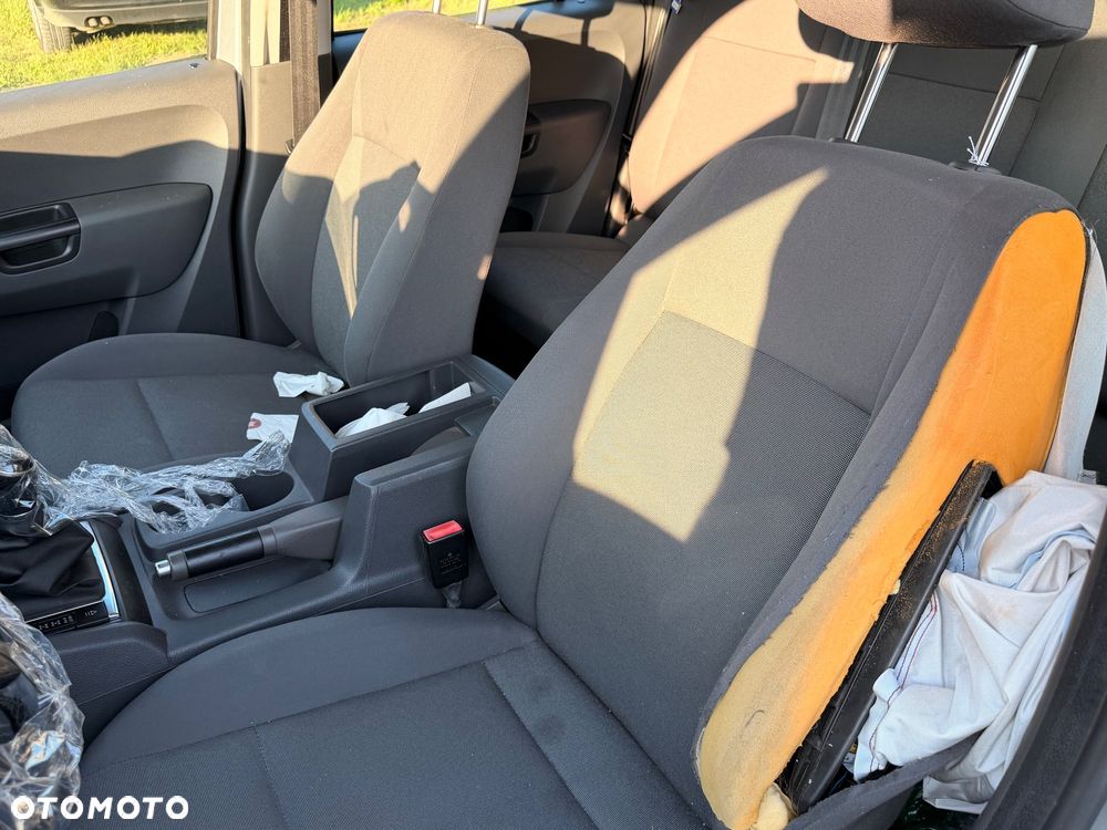 Volkswagen Amarok Double Cab 2.0 TDi 4MOTION Basic - 5