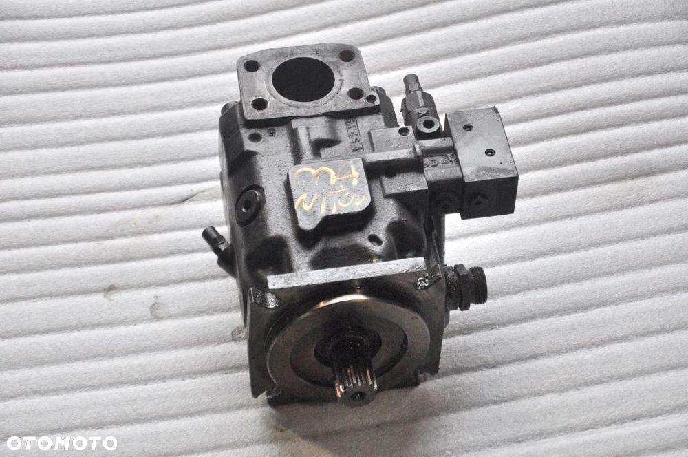 POMPA HYDRAULICZNA JAZDY MANITOU 16384462 - 2