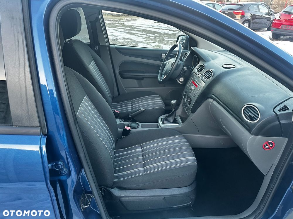 Ford Focus - 11