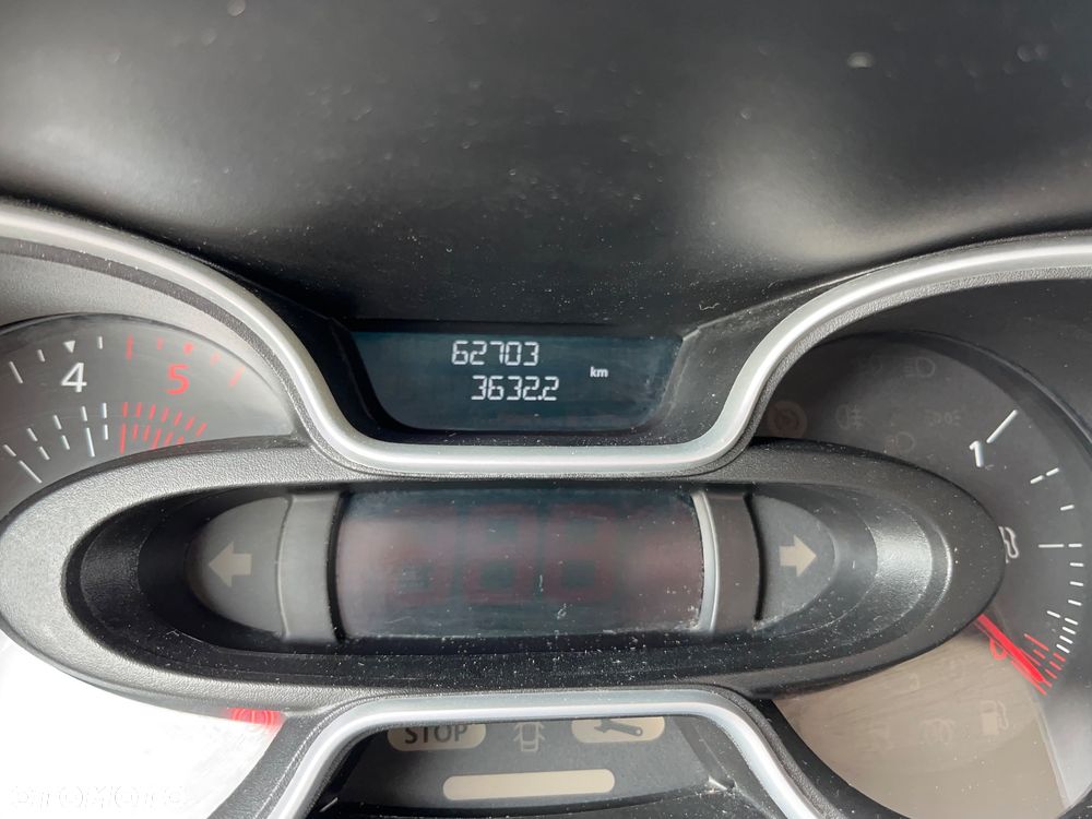 Renault Trafic - 10