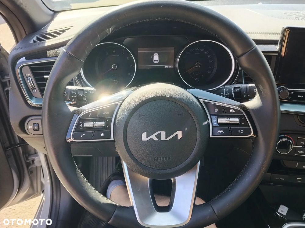Kia Ceed - 6