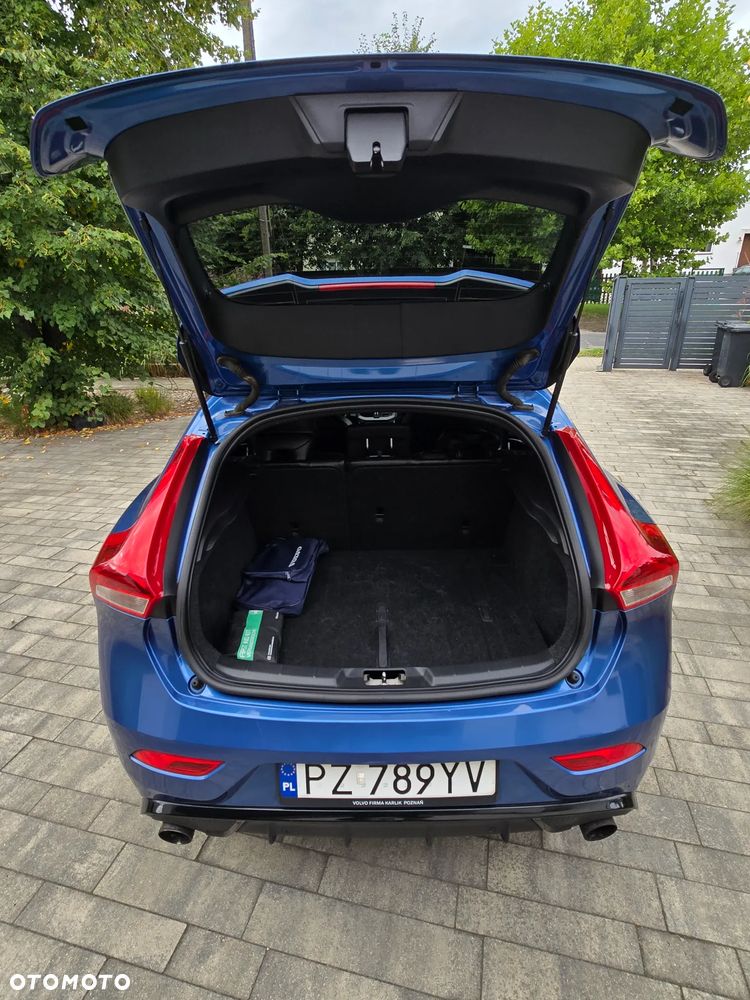 Volvo V40 - 10