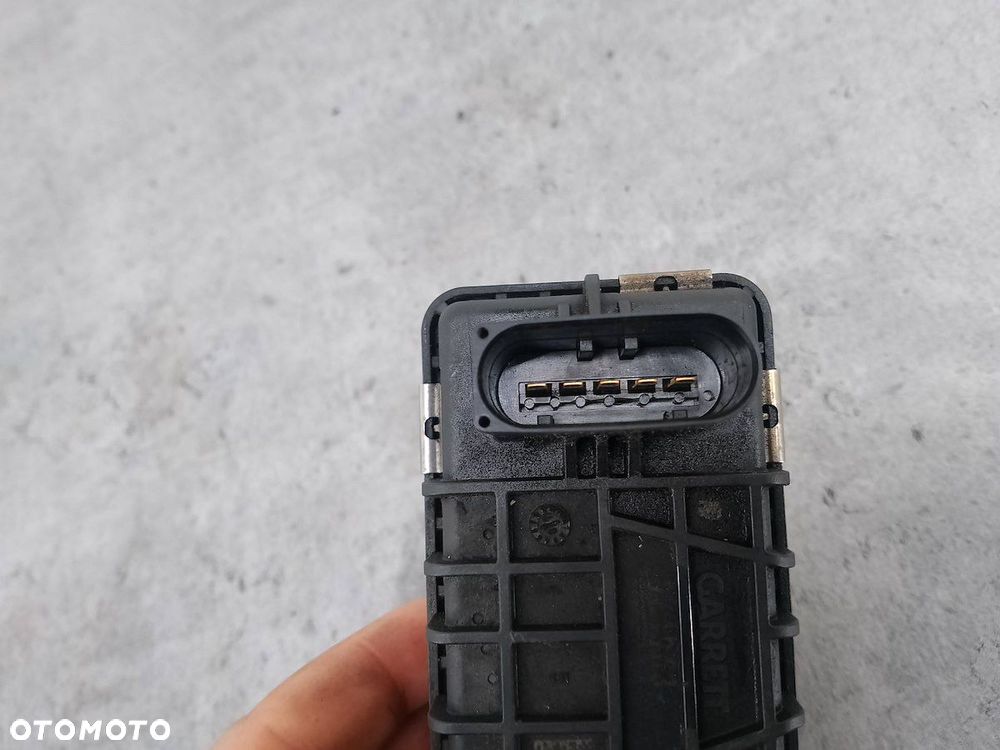 NASTAWNIK TURBINY LAND ROVER FREELANDER II 6NW009483  G-33 HELLA  2.2 - 2